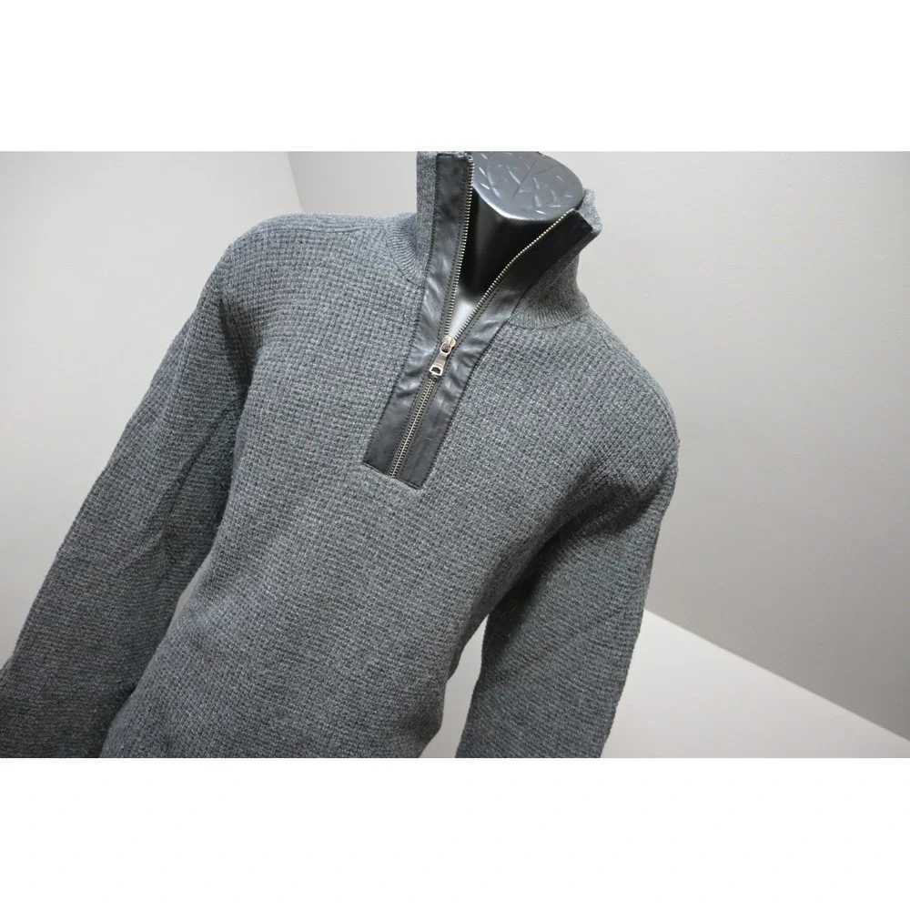 Banana Republic Sweater Mens XL Gray Merino Wool Leather Trim Quarter Zip EUC